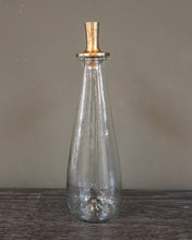 Load image into Gallery viewer, Wine Decanter w/ Metal Top-HW
