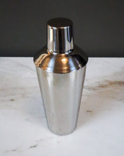 Load image into Gallery viewer, Retro Cocktail Shaker
